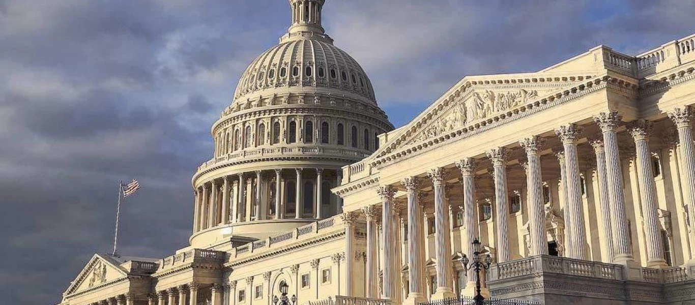 ΗΠΑ: Τρία μέλη του Κογκρέσου βρέθηκαν θετικά στον ιό